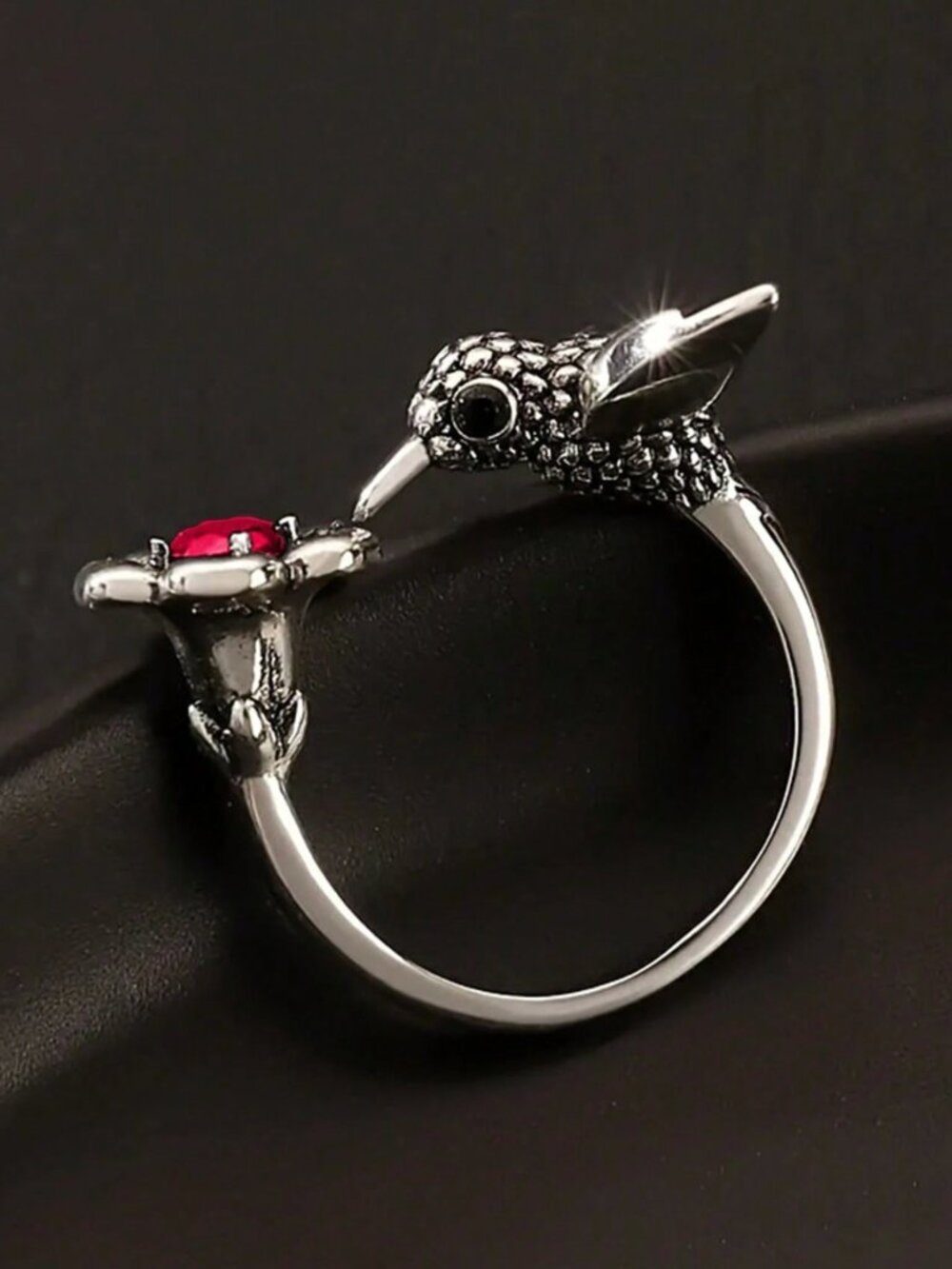Green Stone Adjustable Hummingbird Rings - Picture 4 of 9